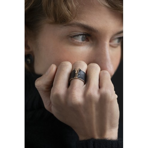 ANILLO NEGRO SHINNY DIAMOND