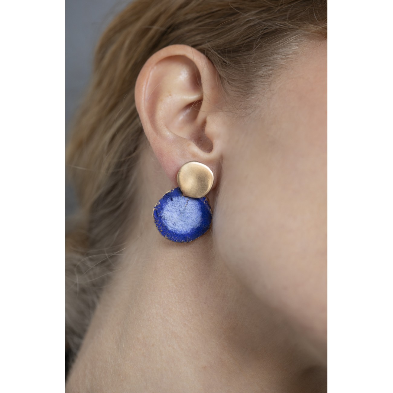 BOUCLES D'OREILLES DOUBLES...