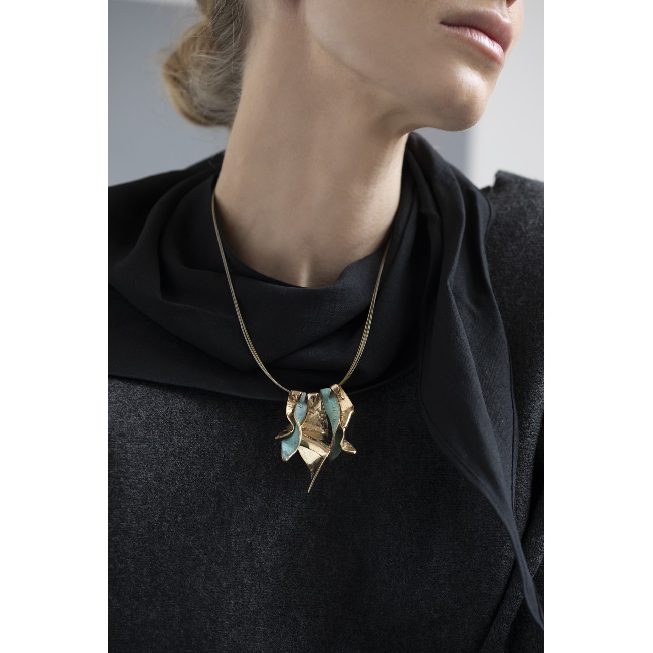 COLLIER FUEGO